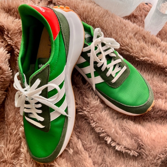 Adidas Run '70s Running Shoe NWOT - Picture 14 of 15